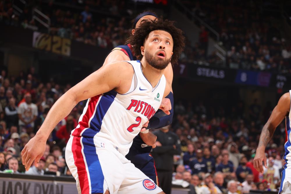 尼克斯对阵热火两强碰撞：NBA常规赛胜负看点解析